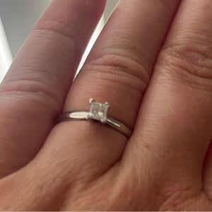 14k white gold 1/4 caret diamond princess cut engagement ring